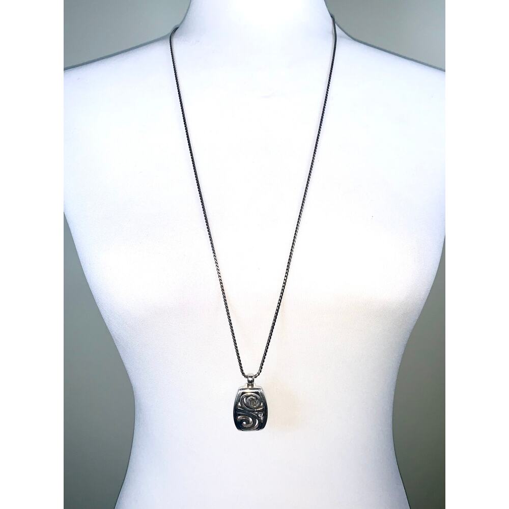 Brighton Silver Plated London Groove Badge Clip ID Holder Long Necklace